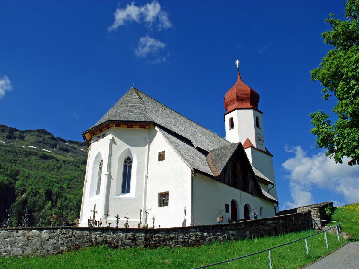 Die Damülser Kirche St. Nikolaus